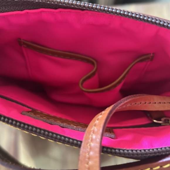 Dooney & Bourke NWOT Black Nylon Crossbody Bag - Picture 4 of 6